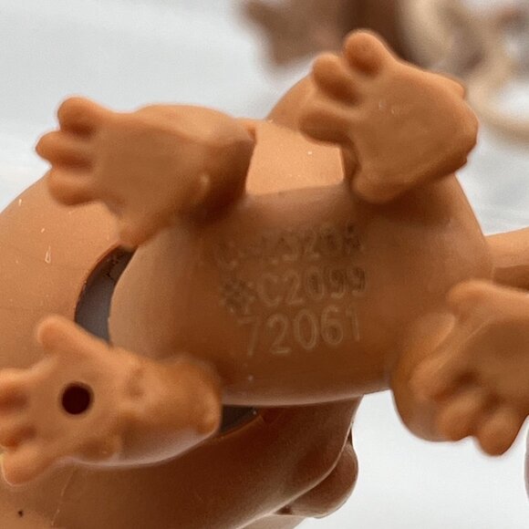 Littlest Pet Shop Birthday Bash Monkeys Family 2016 LPS ( 1-140) (1- 141) 1-142 - Picture 6 of 6